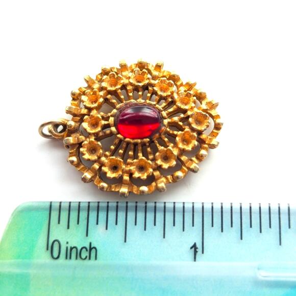 Vintage Estate Gold Tone Floral Ruby Red Glass Cabochon Necklace Pendant - Picture 3 of 3